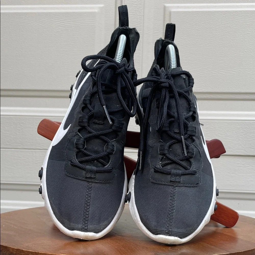 Nike Black & White Athletic Shoes - Picture 2 of 15